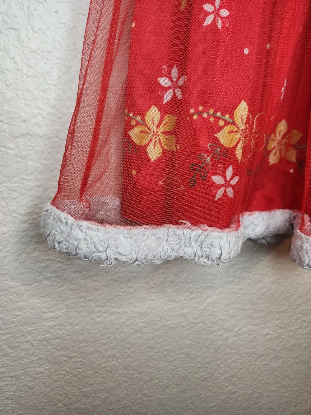 Disney Vintage Princesses Fantasy Girl's Nightgown Flame Resistant Size 6 Red